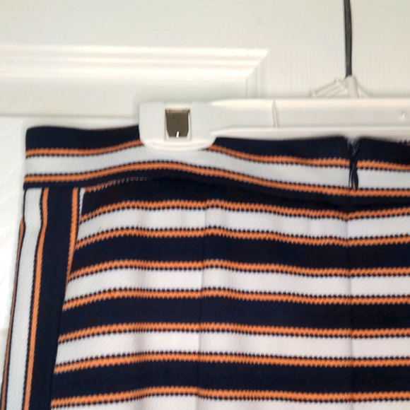 Banana Republic Peach White and Navy Striped Skirt - Picture 3 of 6